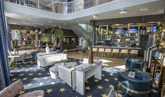 Relaxing lobby and lounge area at Catalina Hotel & Beach Club.