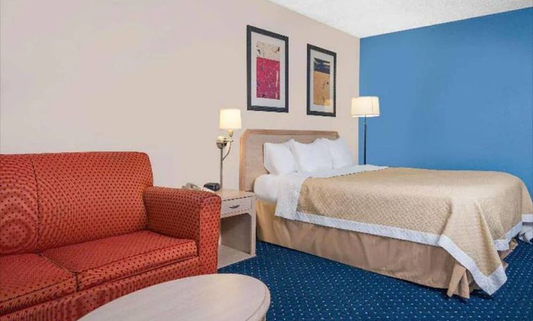 Norwood Inn & Suites La Crosse, La Crosse