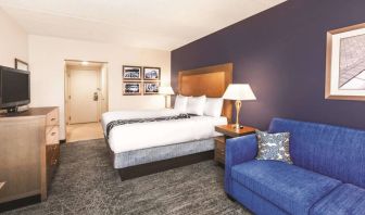 La Quinta Inn & Suites By Wyndham Philadelphia Airport