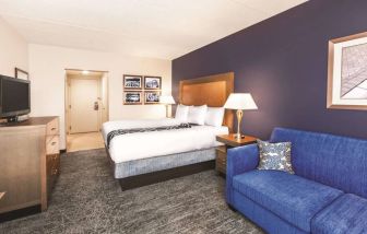 La Quinta Inn & Suites By Wyndham Philadelphia Airport, Essington