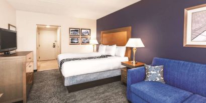 La Quinta Inn & Suites By Wyndham Philadelphia Airport