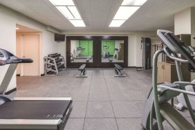 La Quinta Inn & Suites By Wyndham Philadelphia Airport