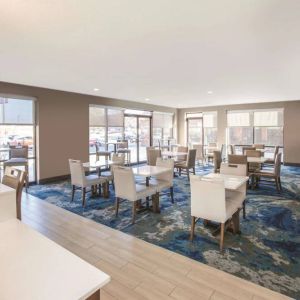 La Quinta Inn & Suites By Wyndham Philadelphia Airport