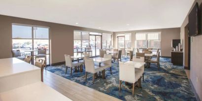 La Quinta Inn & Suites By Wyndham Philadelphia Airport