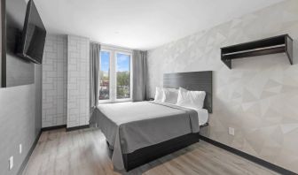 Hotel 365 Bronx