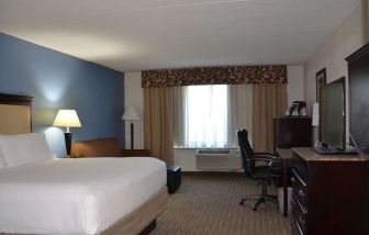 King room with natural light at Radisson Hotel Schaumburg.