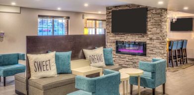 Bar and work space ideal for groups at Sleep Inn Oakbrook Terrace.