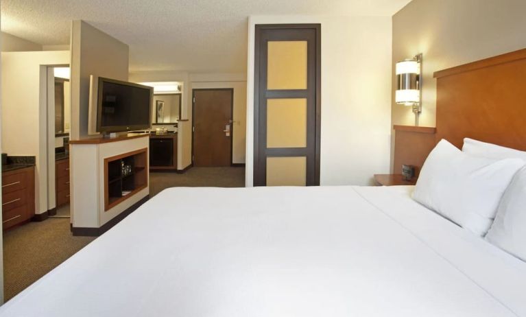 Day use room at Hyatt Place Chicago/Hoffman Estates.