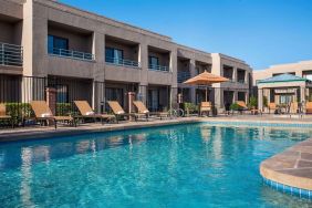 Stunning outdoor pool at Sonesta Select Scottsdale At Mayo Clinic Campus.