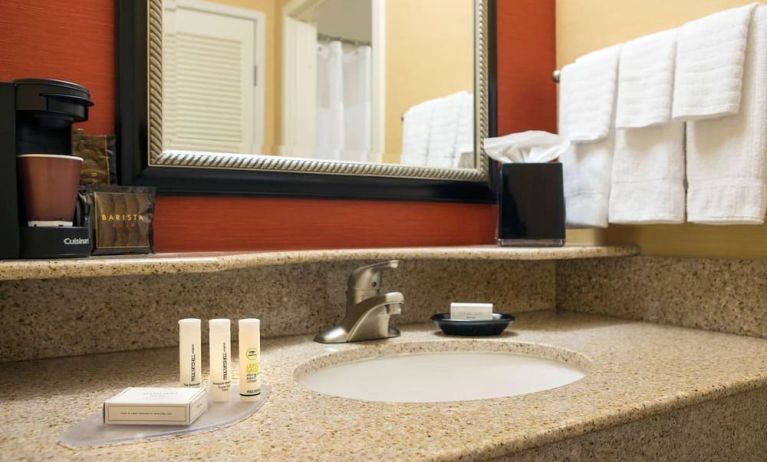 Guest bathroom at Sonesta Select Scottsdale At Mayo Clinic Campus.