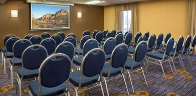 Professional meeting room at Sonesta Select Scottsdale At Mayo Clinic Campus.