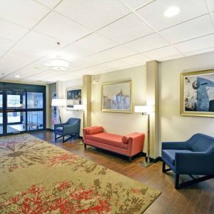 Hampton Inn Chicago/Naperville