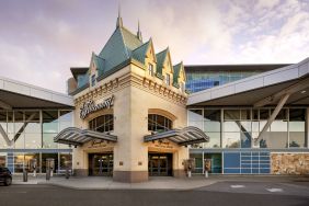 Fairmont Vancouver Airport - YVR Terminal Hotel