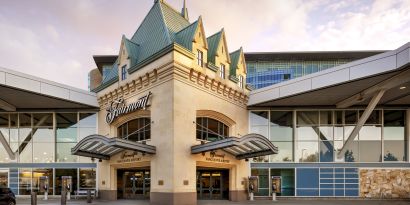 Fairmont Vancouver Airport - YVR Terminal Hotel