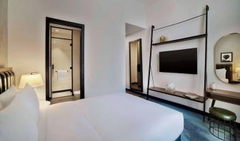 DoubleTree By Hilton Dubai M Square Hotel & Residences