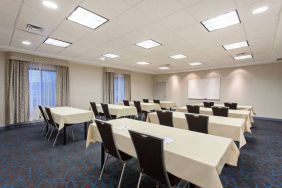 Hampton Inn & Suites Clovis-Airport North