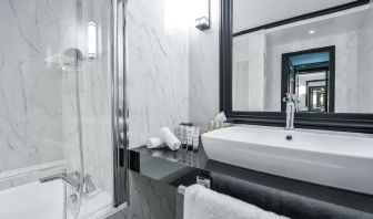 Maison Astor Paris, Curio Collection By Hilton