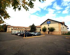 Parking area available at Norwood Inn & Suites - Roseville.