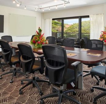 Professional meeting room at Ko'a Kea Resort On Po`ipu Beach.