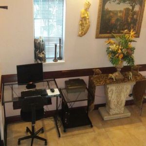 Business center available at Casa Rosa Inn.