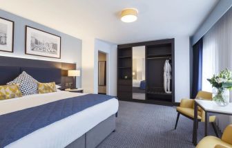 Spacious delux king room at Temple Bar Hotel.