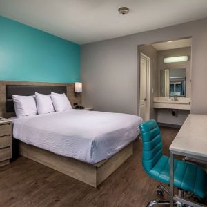 Travelodge LAX By Wyndham