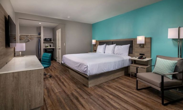 Travelodge LAX By Wyndham, El Segundo