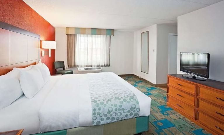 Norwood Inn & Suites Merrillville, Merrillville