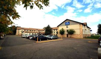 Norwood Inn & Suites - Roseville