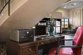 Norwood Inn & Suites La Crosse