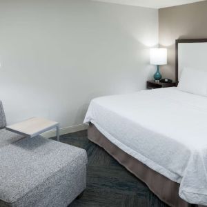 Day use room at Hampton Inn Los Angeles-Orange County-Cypress.