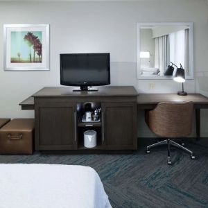 Day use room amenities at Hampton Inn Los Angeles-Orange County-Cypress.