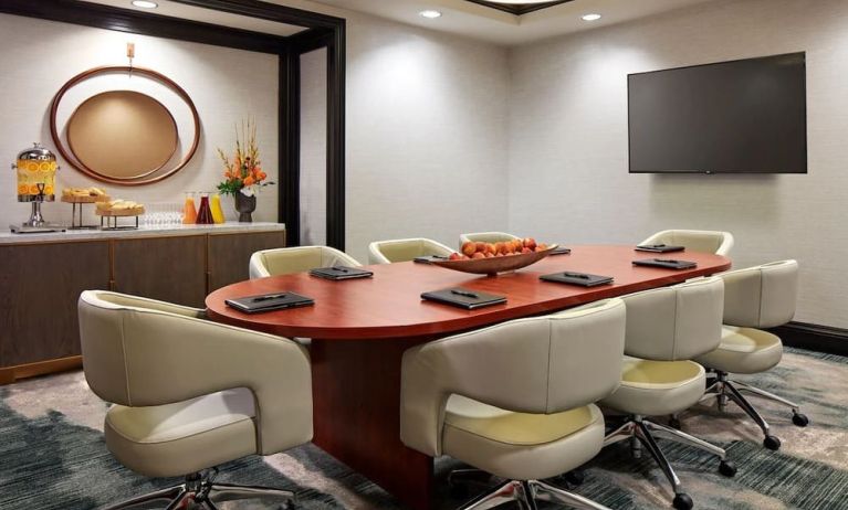 Professional meeting room at The Citizen Hotel, Autograph Collection.