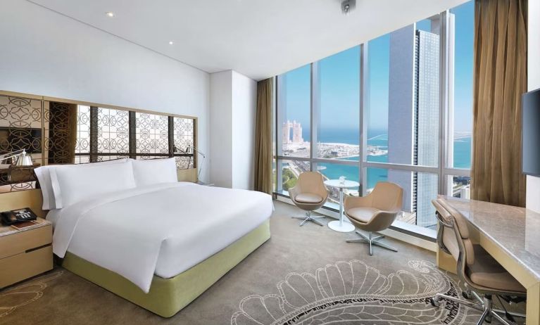 Conrad Abu Dhabi Etihad Towers, West Corniche