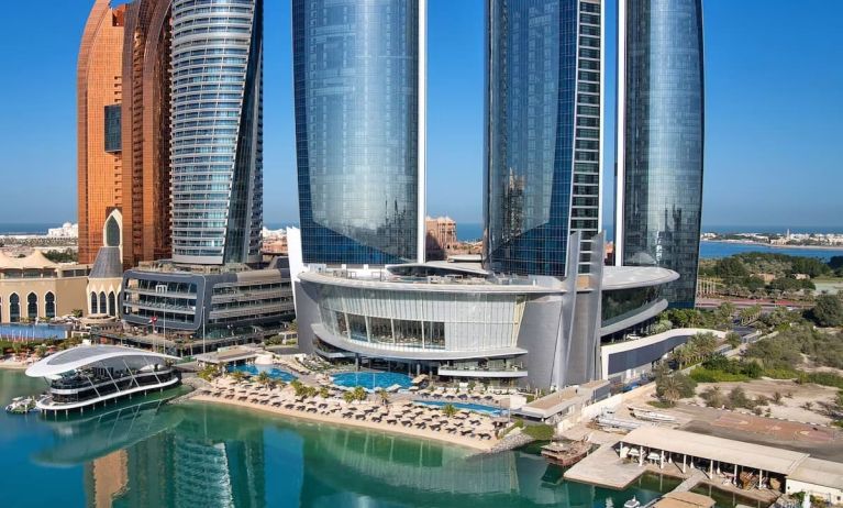 Conrad Abu Dhabi Etihad Towers, West Corniche