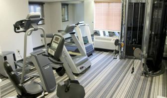 Sonesta Simply Suites Nashville Brentwood’s fitness center provides an array of different exercise machinery for guests.