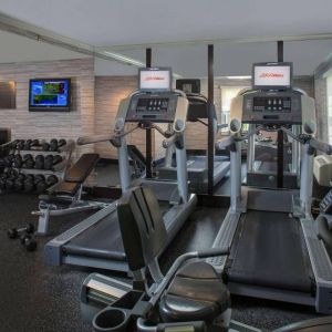 Sonesta Select Boston Lowell Chelmsford’s fitness center is equipped with exercise machines including treadmills, in addition to free weights.