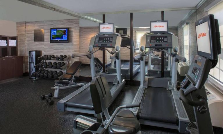 Sonesta Select Boston Lowell Chelmsford’s fitness center is equipped with exercise machines including treadmills, in addition to free weights.