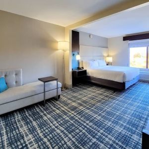 Day use room with natural light and lounge area at Holiday Inn Belcamp - Aberdeen Area.