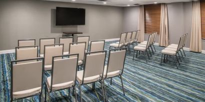 Meeting room available at Holiday Inn Belcamp - Aberdeen Area.