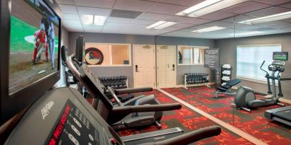 Sonesta ES Suites Allentown Bethlehem Airport’s fitness center has a variety of exercise machines in addition to rows of free weights.