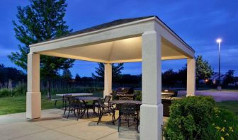 Sonesta Simply Suites Chicago Waukegan’s gazebo includes two barbecues, plus tables and chairs for outdoor dining or socializing.