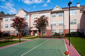 Sonesta ES Suites Birmingham Homewood’s outdoor sports court can be used for multiple activities, including tennis and basketball.