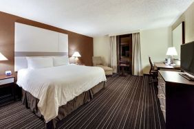 Spacious king room at Sonesta Atlanta Northwest Galleria.