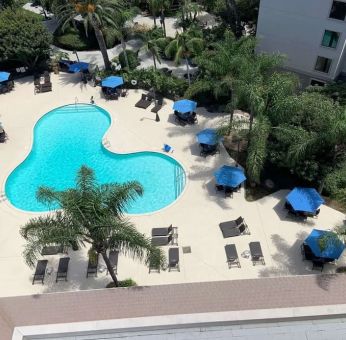 Relaxing outdoor pool at Sonesta Anaheim Resort Area.