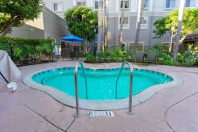 Outdoor pool area at Sonesta Anaheim Resort Area.