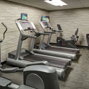 Fitness center at Sonesta Select Milwaukee Brookfield.