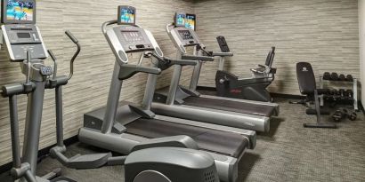 Fitness center at Sonesta Select Milwaukee Brookfield.