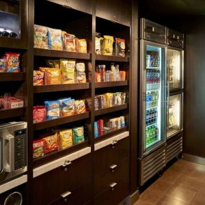 Convenience store and vending machine at Sonesta Select Milwaukee Brookfield.