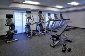 Fitness center at Sonesta Select Minneapolis Eden Prairie.